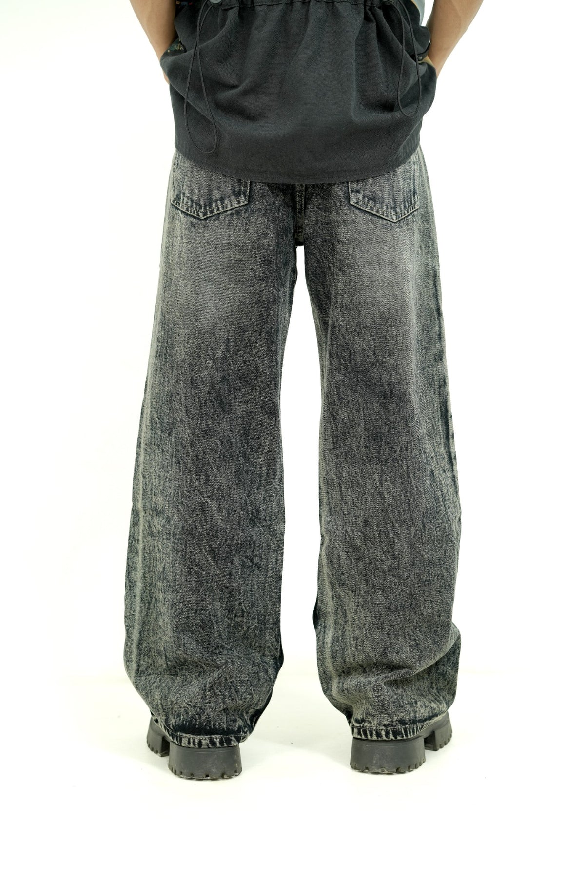 Charcoal Drift Wide-Leg Jeans